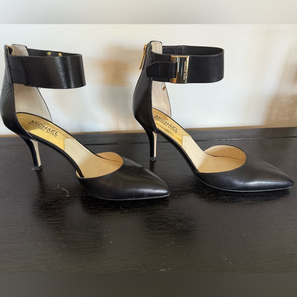 Michael Kors Guiliani Mid Ankle Strap